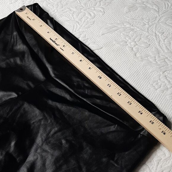 Shein Curve 0XL Black Pleather Capris - Picture 6 of 8